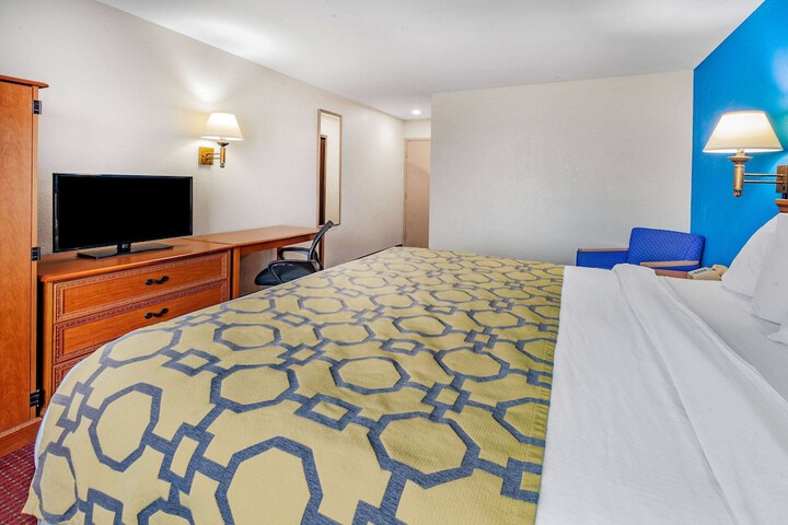 Room 30 of 44