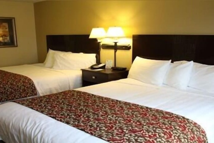 Room 6 of 23