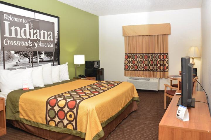 Room 15 of 23