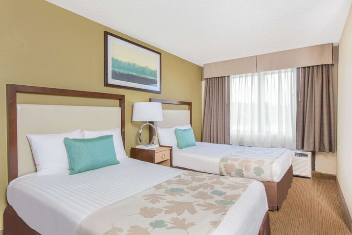 Room 9 of 23