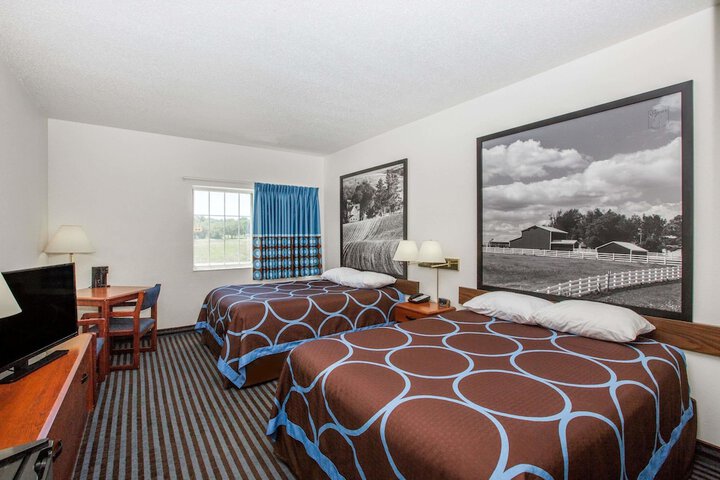 Room 8 of 29