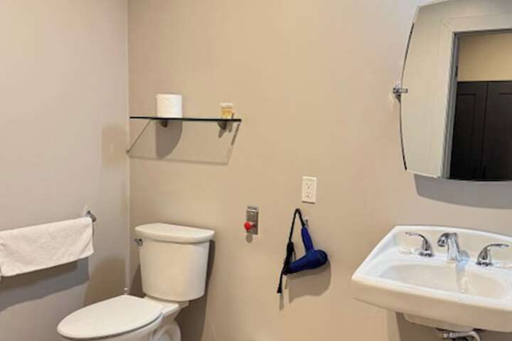 Big Bird Inn Wawa SureStay Collection by Best Western