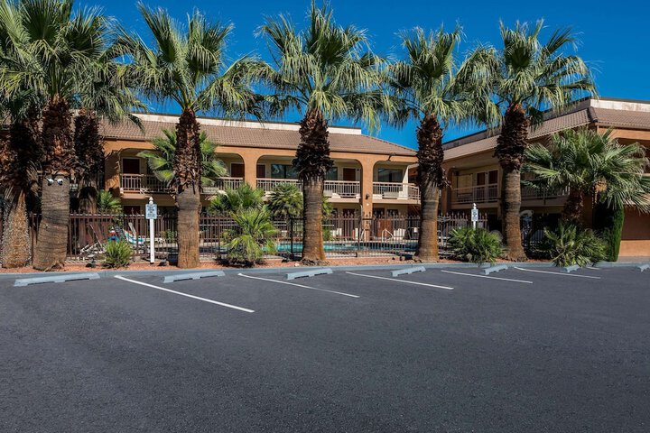 Hotel 11 of 29