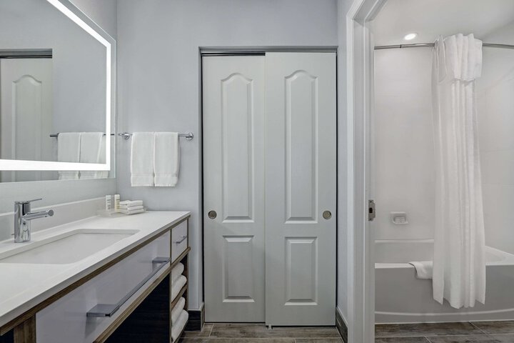 Homewood Suites London Ontario