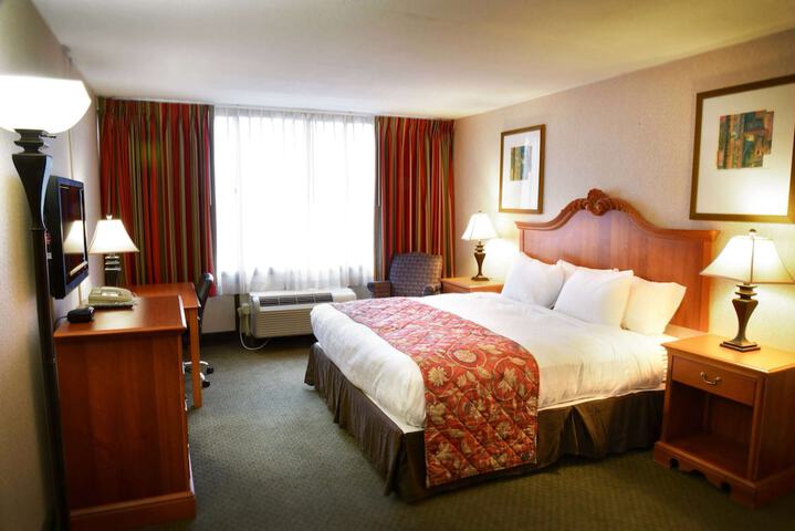Room 18 of 26