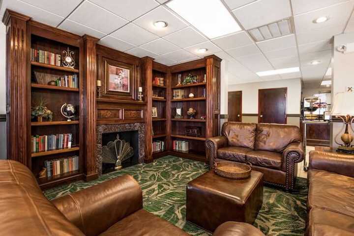 Hotel Interior 10 of 61