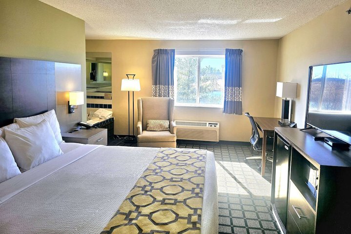 Room 25 of 36
