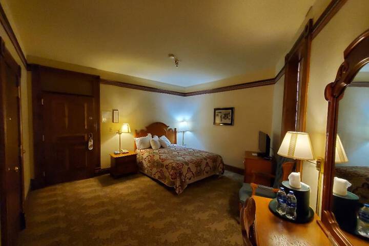 Room 21 of 56