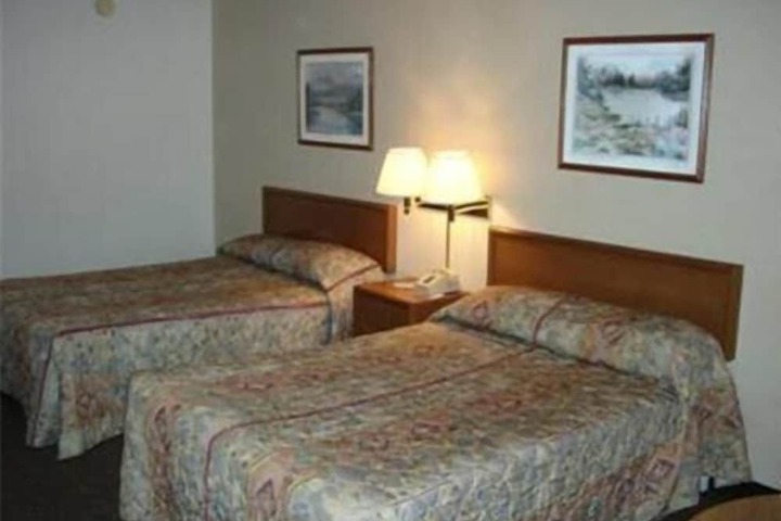 Room 7 of 11