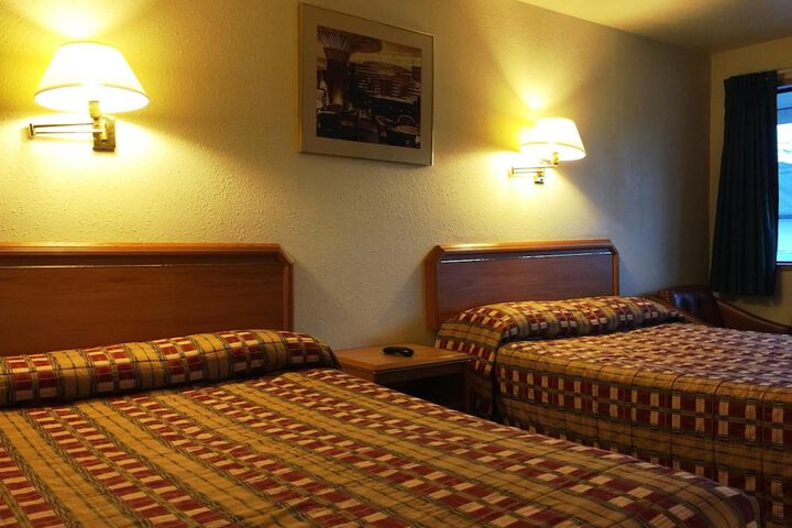 Milwaukie Inn Portland South