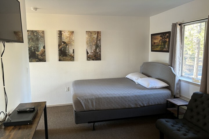 Room 115 of 158