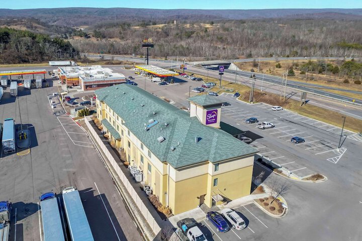 Sleep Inn & Suites Cumberland - LaVale