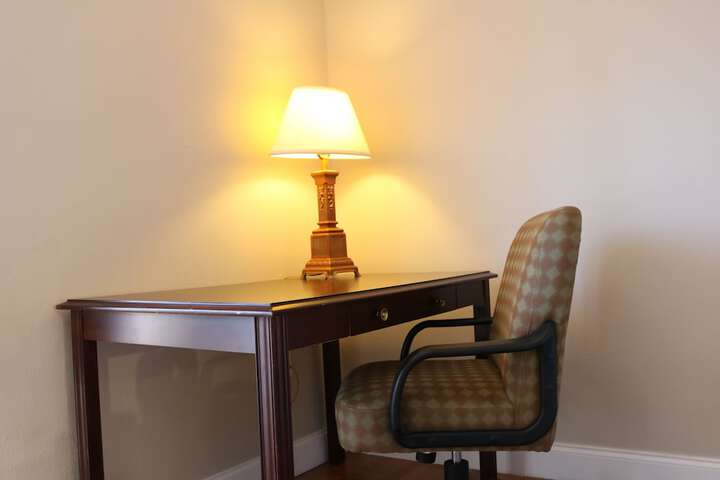 Room 40 of 65