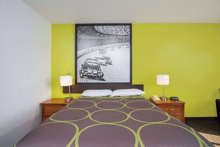 Room 38 of 48