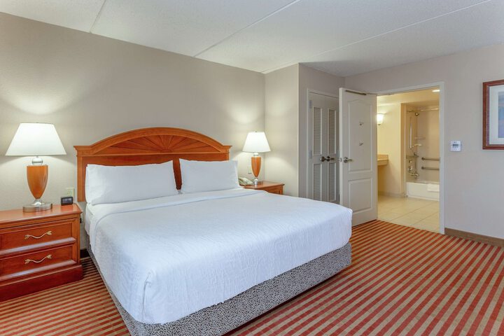 Room 16 of 31