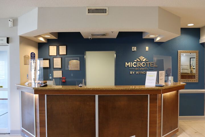 Microtel Inn & Suites by Wyndham Columbus / Near Fort Benning