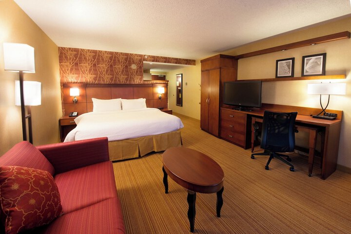 Courtyard by Marriott Canton
