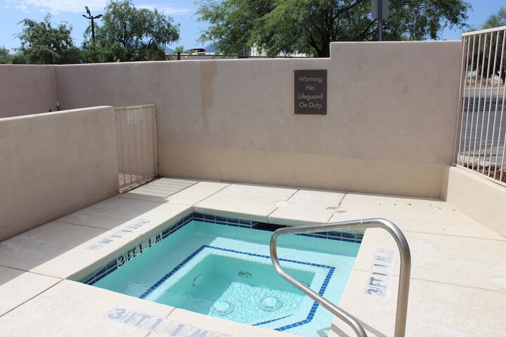 Pool 9 of 71