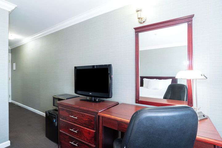 Room 28 of 55