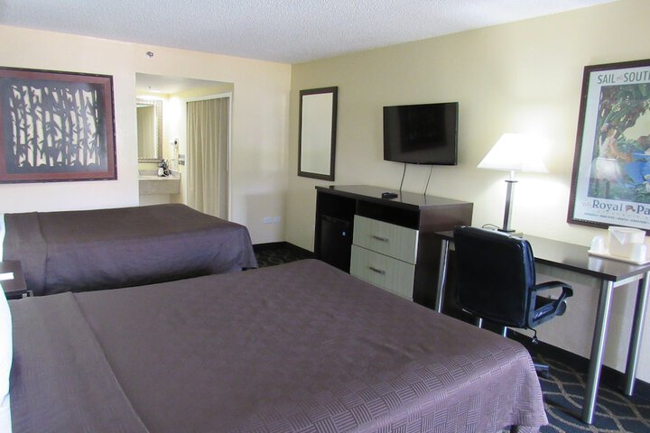 Room 21 of 49