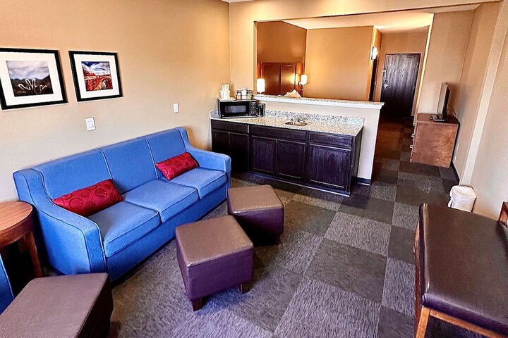 Room 7 of 20