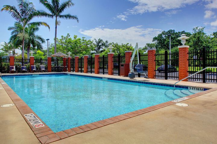 Hyatt Place Ft. Lauderdale Airport & Cruise Port