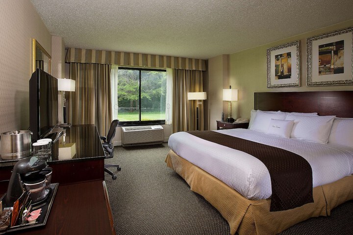 Room 10 of 22