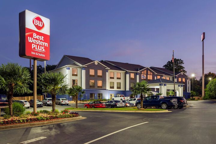 Hotel 2 of 30