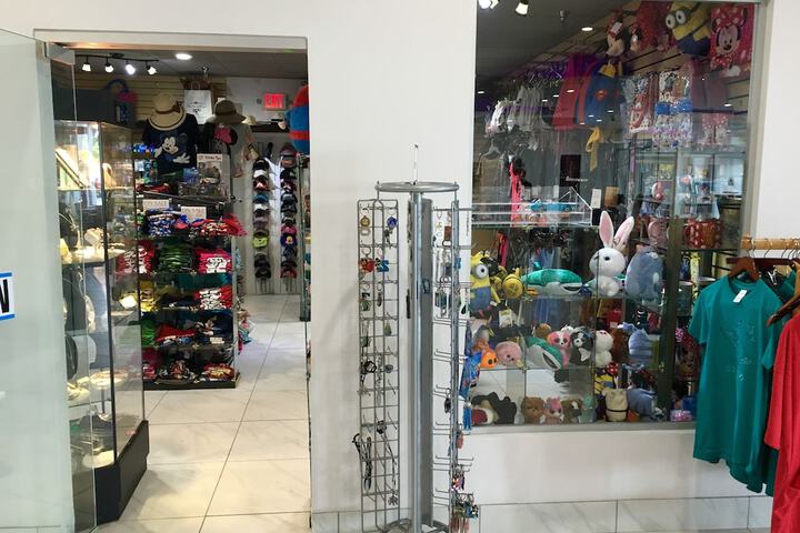 Gift Shop 58 of 60