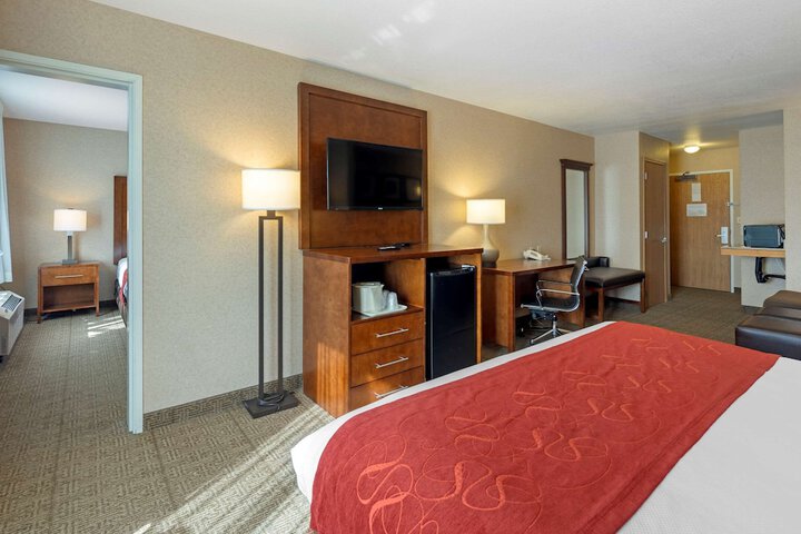 Room 28 of 41