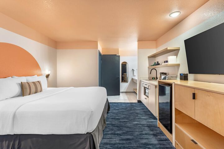 The Sandman Santa Rosa Sonoma an Ascend Collection Hotel