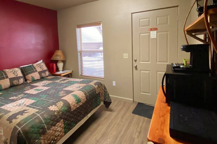 Room 34 of 42