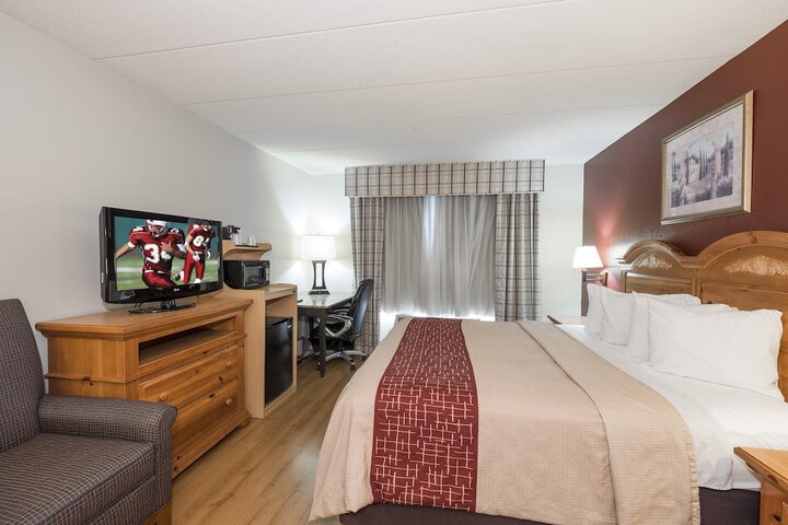 Room 13 of 28