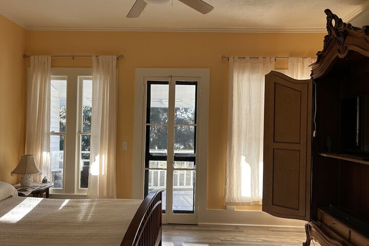Room 15 of 27