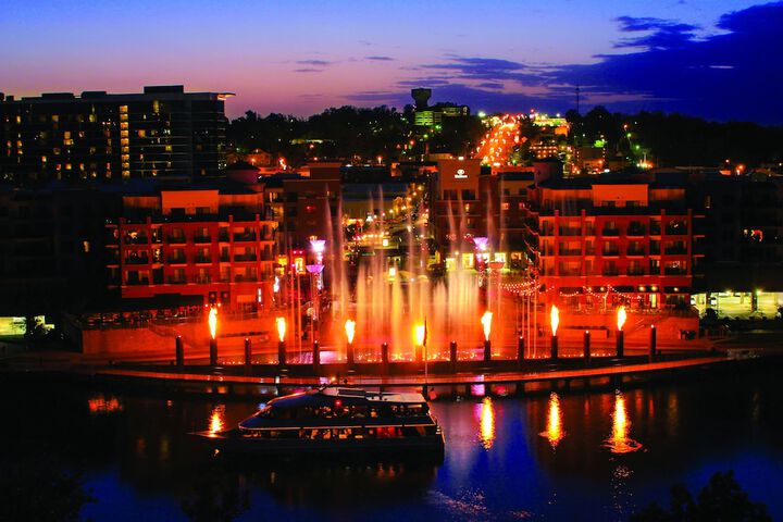 Hilton Promenade at Branson Landing