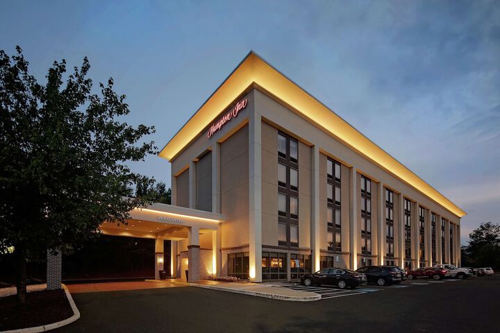 Hotel 2 of 42