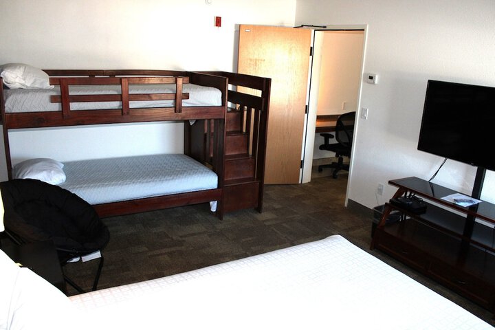 Room 21 of 61