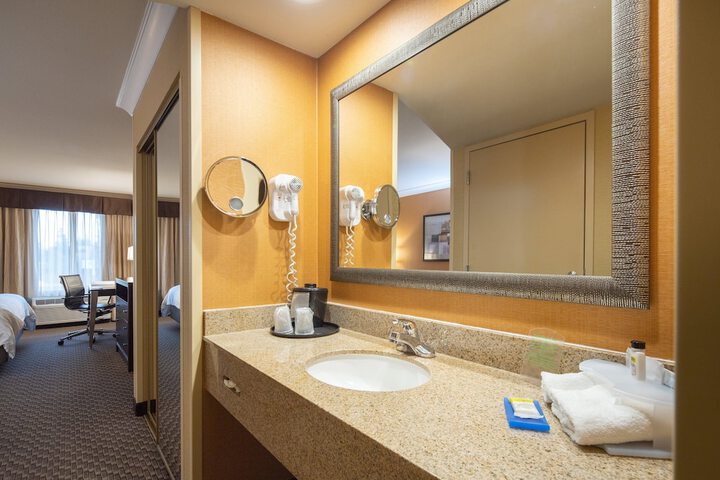 Room 19 of 50