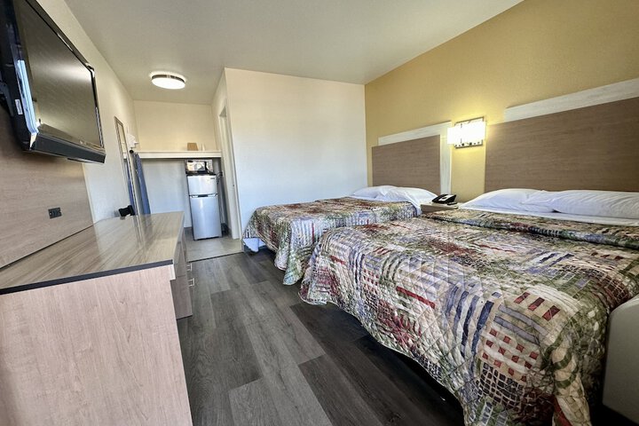 Room 14 of 20