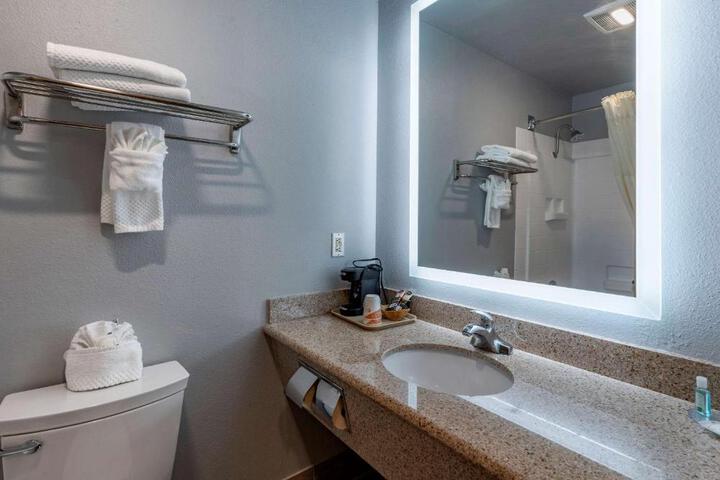 Quality Inn Madras