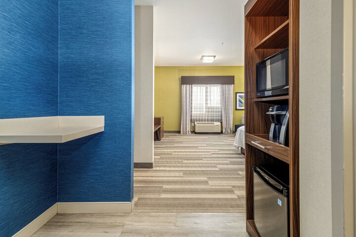 Room 126 of 348