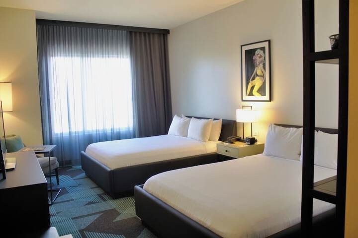 Room 42 of 67