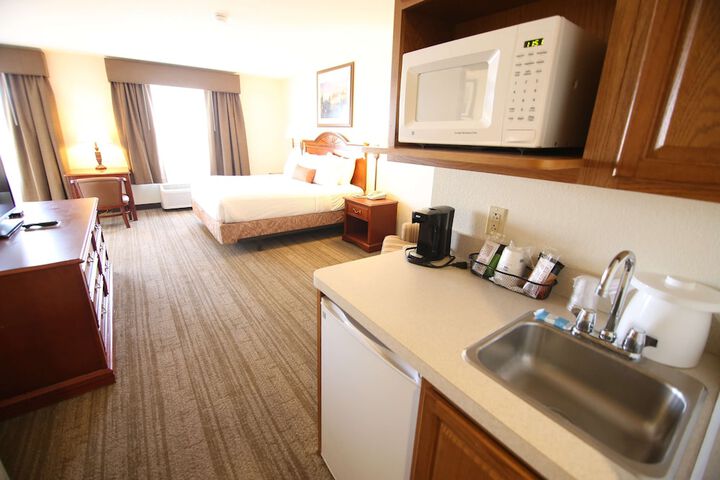 Room 14 of 24
