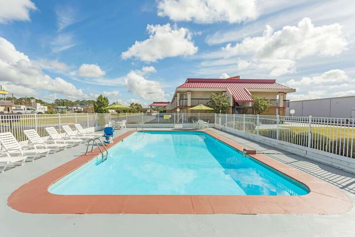 Pool 7 of 53