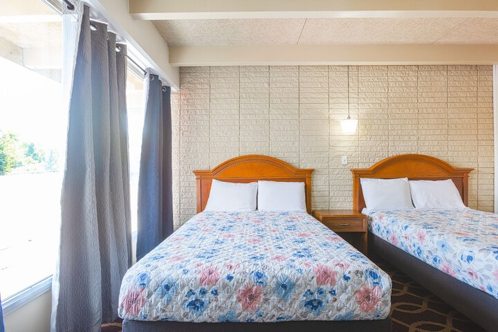 Room 33 of 78
