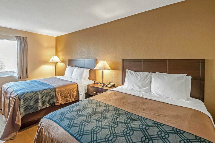 Room 18 of 26
