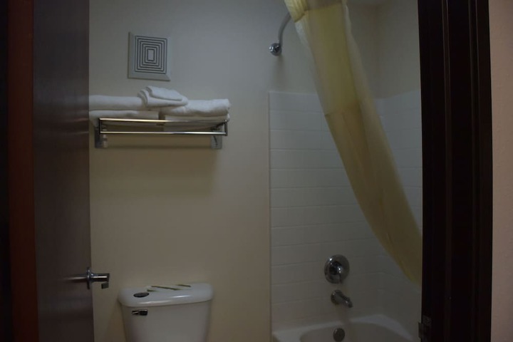 Room 90 of 149