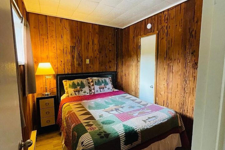 Room 7 of 61