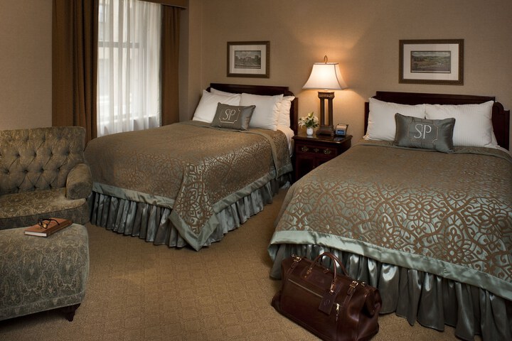 Room 25 of 61