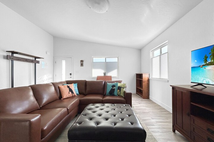 Bark & Bike Abode 3 Bedroom Home